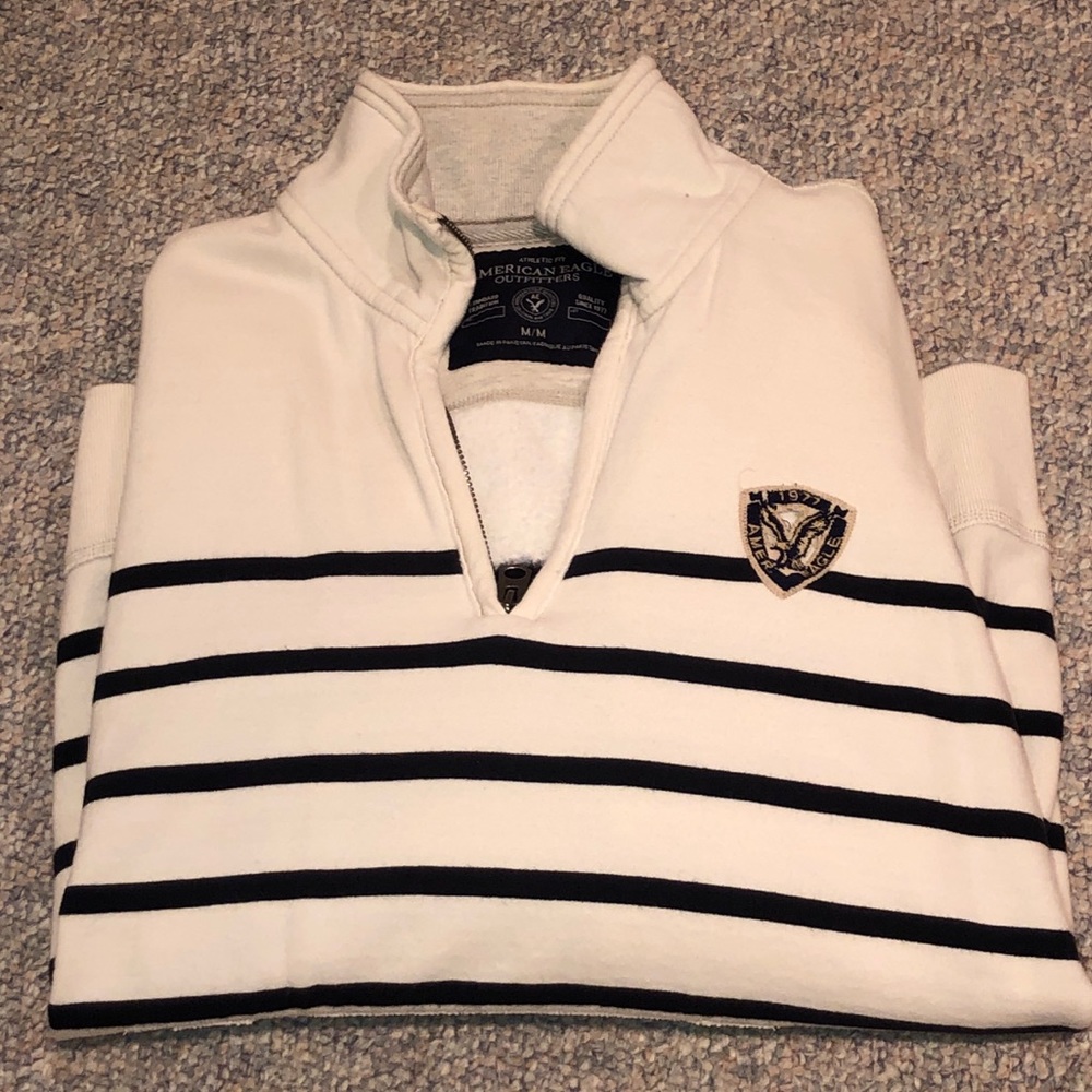 1/4 zip sweatshirt